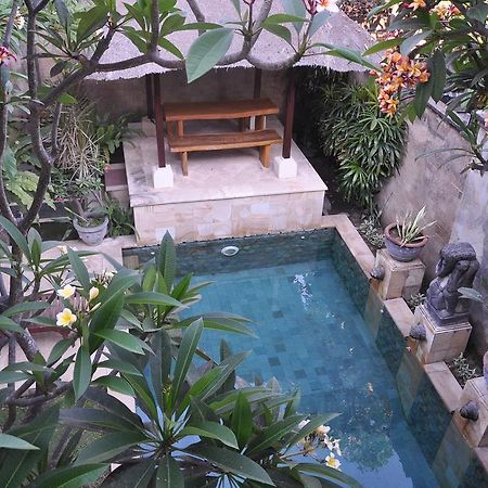 Ngetis Home Stay Санур Экстерьер фото