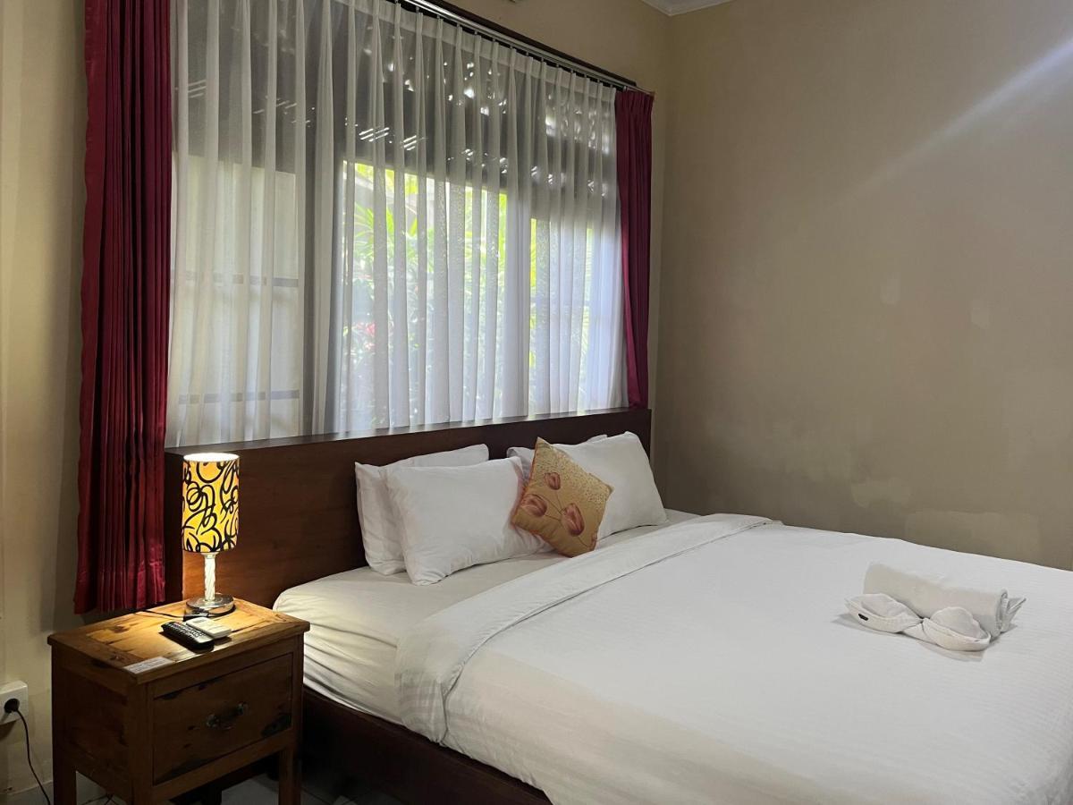 Ngetis Home Stay Санур Экстерьер фото