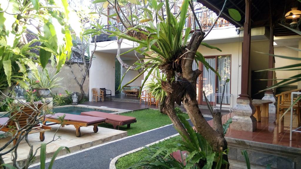 Ngetis Home Stay Санур Экстерьер фото